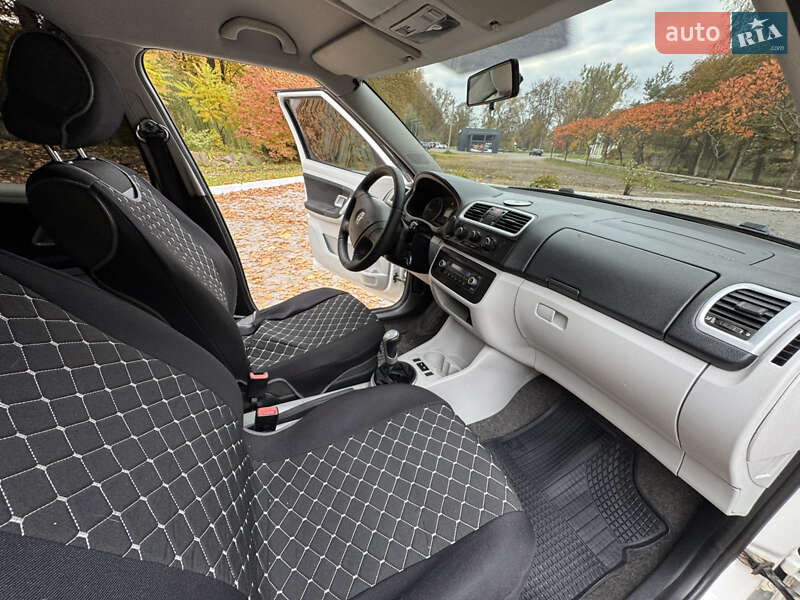 Микровэн Skoda Roomster 2007 в Дрогобыче фото 56 Микровэн Skoda Roomster 2007 в Дрогобыче