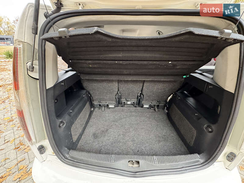 Микровэн Skoda Roomster 2007 в Дрогобыче фото 68 Микровэн Skoda Roomster 2007 в Дрогобыче