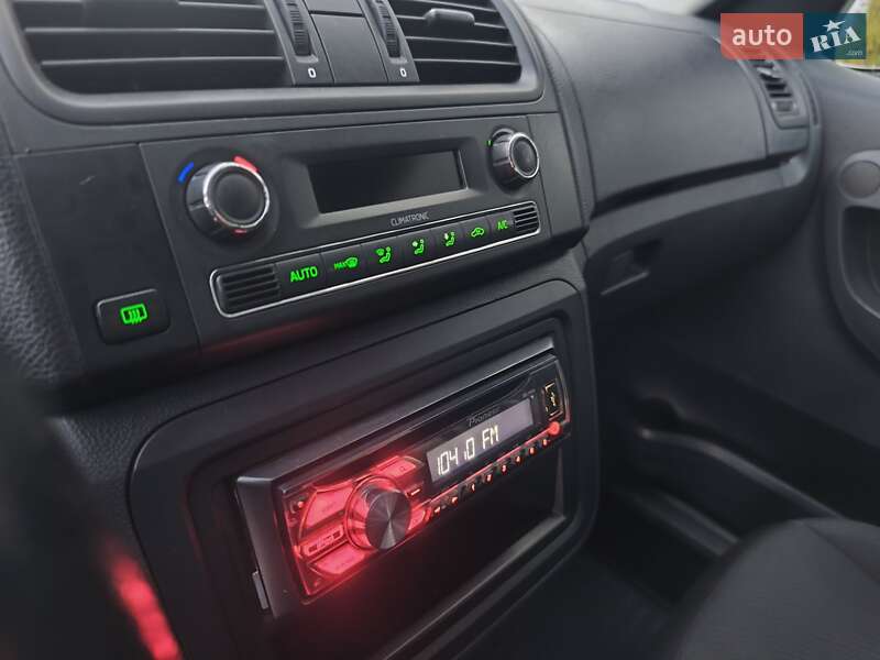 Микровэн Skoda Roomster 2013 в Харькове