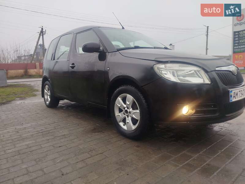Микровэн Skoda Roomster 2008 в Казатине