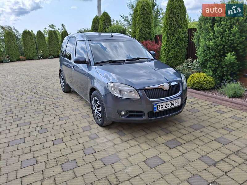 Микровэн Skoda Roomster 2007 в Городке