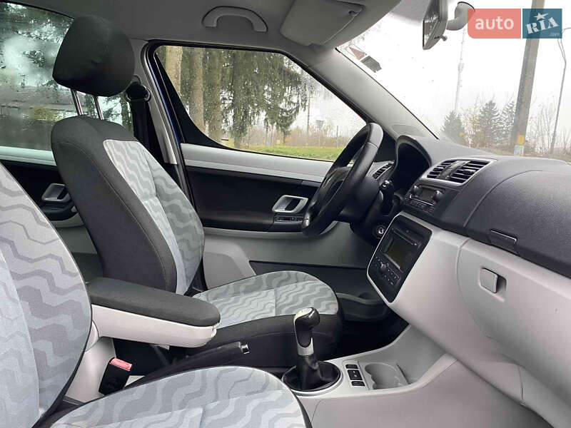 Микровэн Skoda Roomster 2008 в Вознесенске