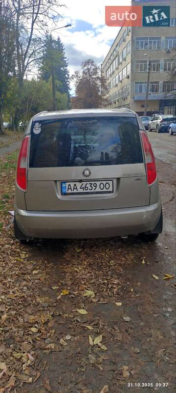 Микровэн Skoda Roomster 2008 в Киеве