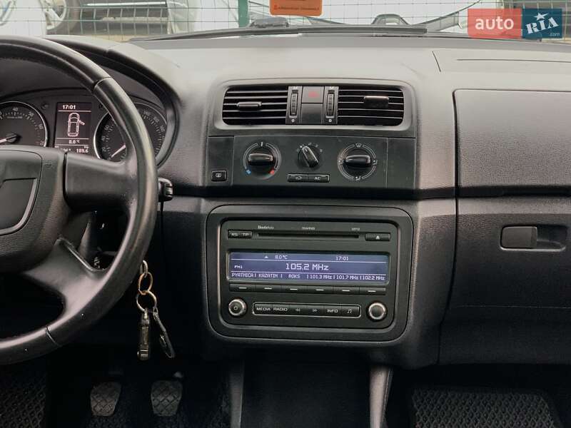 Мікровен Skoda Roomster 2011 в Бердичеві фото 36 Мікровен Skoda Roomster 2011 в Бердичеві