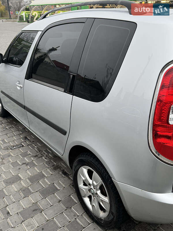 Микровэн Skoda Roomster 2014 в Кропивницком