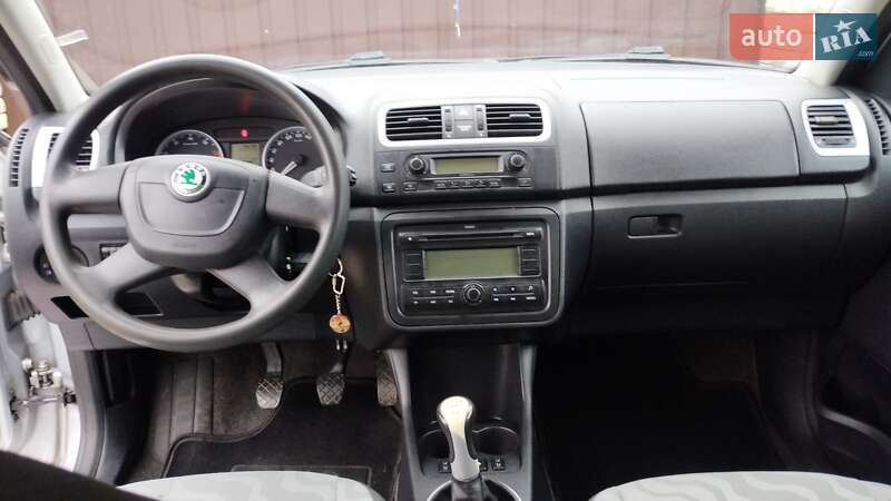 Микровэн Skoda Roomster 2009 в Виннице