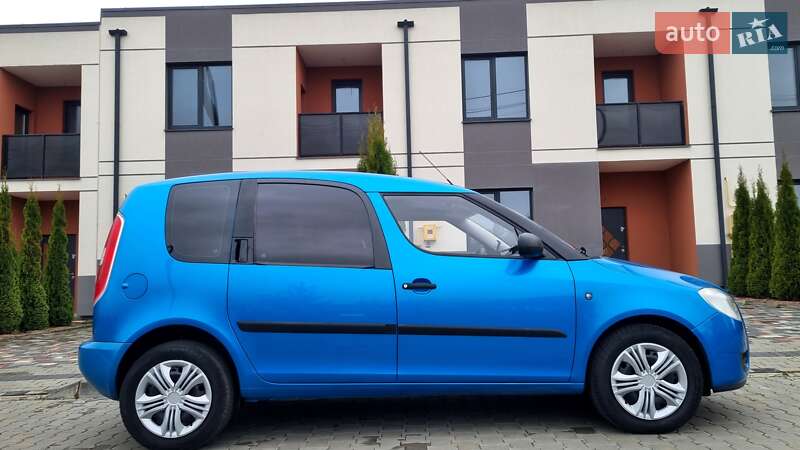 Микровэн Skoda Roomster 2009 в Луцке