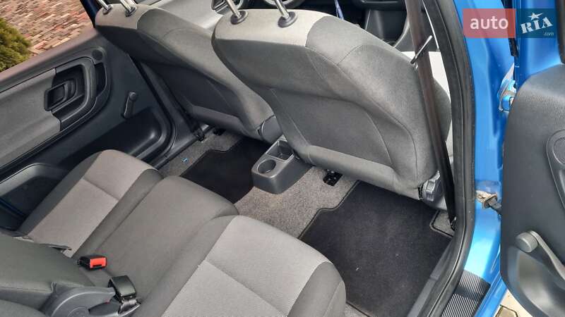 Микровэн Skoda Roomster 2009 в Луцке