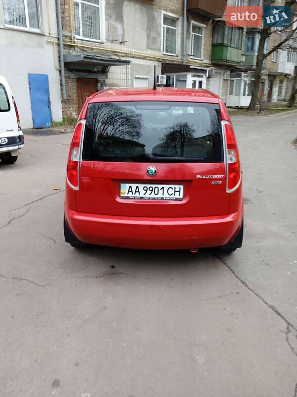 Микровэн Skoda Roomster 2011 в Киеве фото 4 Микровэн Skoda Roomster 2011 в Киеве