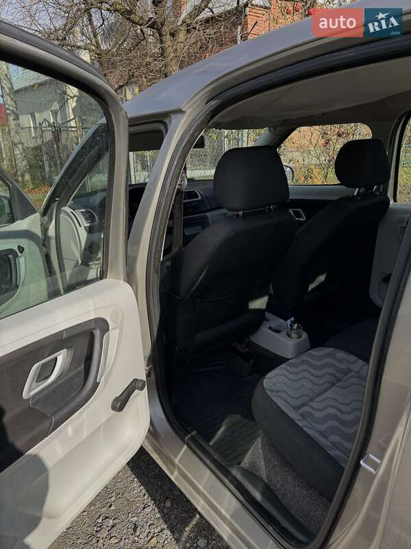 Микровэн Skoda Roomster 2007 в Ходорове фото 2 Микровэн Skoda Roomster 2007 в Ходорове