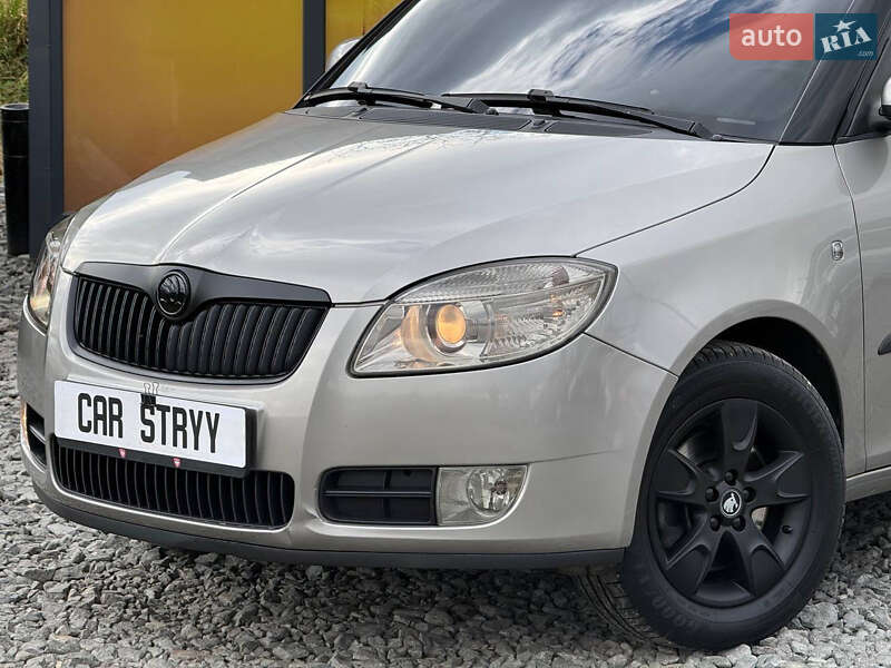 Мікровен Skoda Roomster 2006 в Стрию