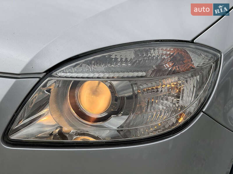 Мікровен Skoda Roomster 2006 в Стрию