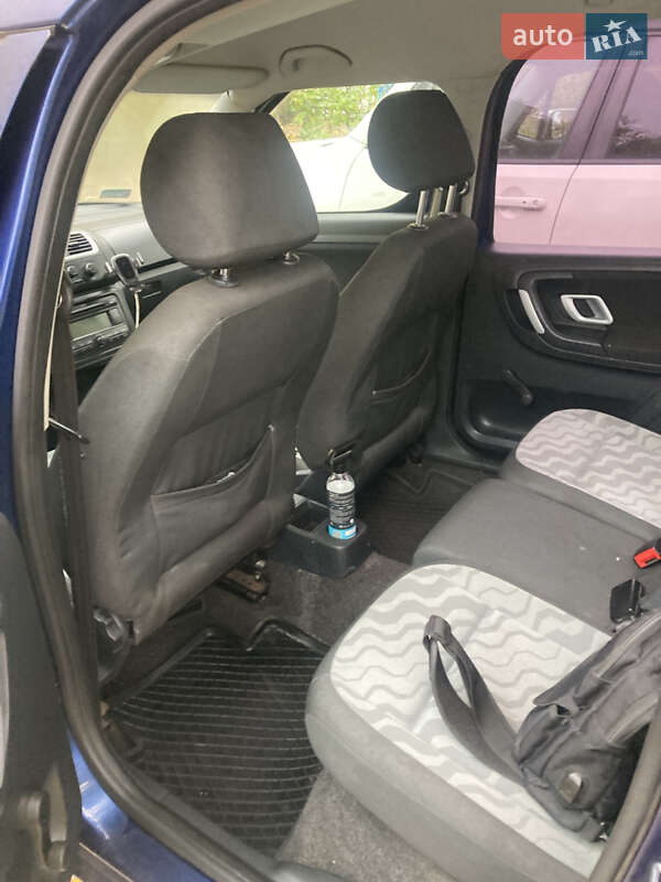 Мікровен Skoda Roomster 2010 в Києві фото 7 Мікровен Skoda Roomster 2010 в Києві