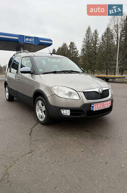 Микровэн Skoda Roomster 2007 в Владимире
