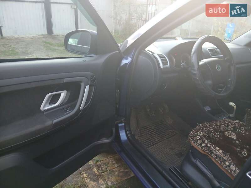 Микровэн Skoda Roomster 2008 в Чернигове
