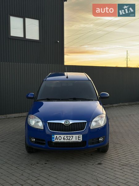 Микровэн Skoda Roomster 2006 в Ужгороде