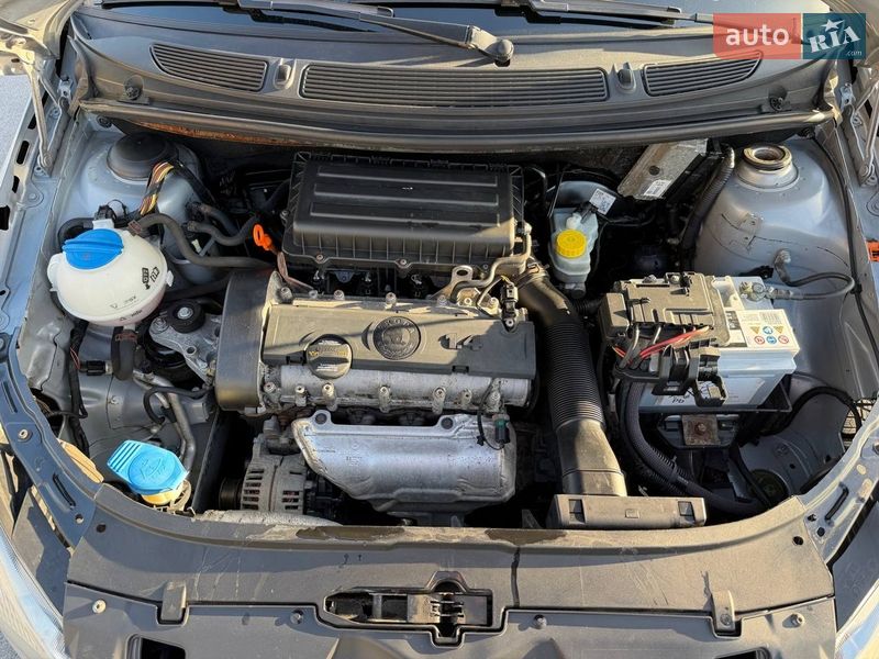 Микровэн Skoda Roomster 2012 в Днепре