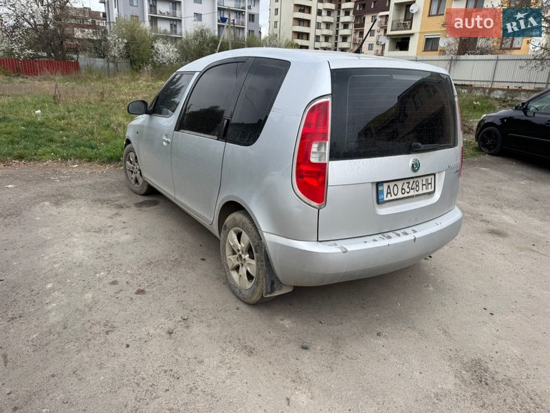 Микровэн Skoda Roomster 2011 в Ужгороде фото Микровэн Skoda Roomster 2011 в Ужгороде