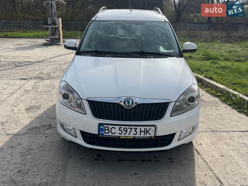 Микровэн Skoda Roomster 2011 в Каменец-Подольском