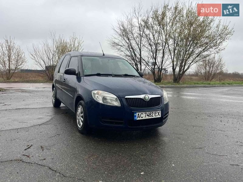 Микровэн Skoda Roomster 2009 в Борисполе