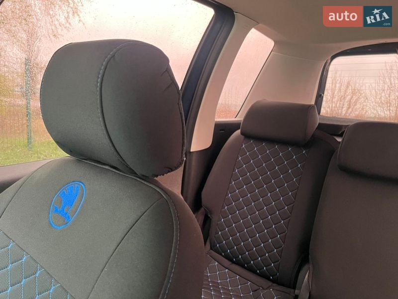 Микровэн Skoda Roomster 2009 в Борисполе