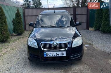 Микровэн Skoda Roomster 2006 в Мукачево