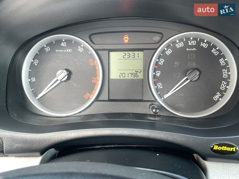 Микровэн Skoda Roomster 2006 в Мукачево