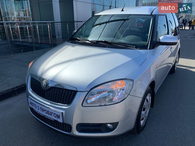 Микровэн Skoda Roomster 2008 в Киеве