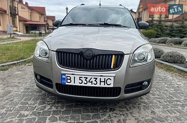 Микровэн Skoda Roomster 2010 в Горишних Плавнях