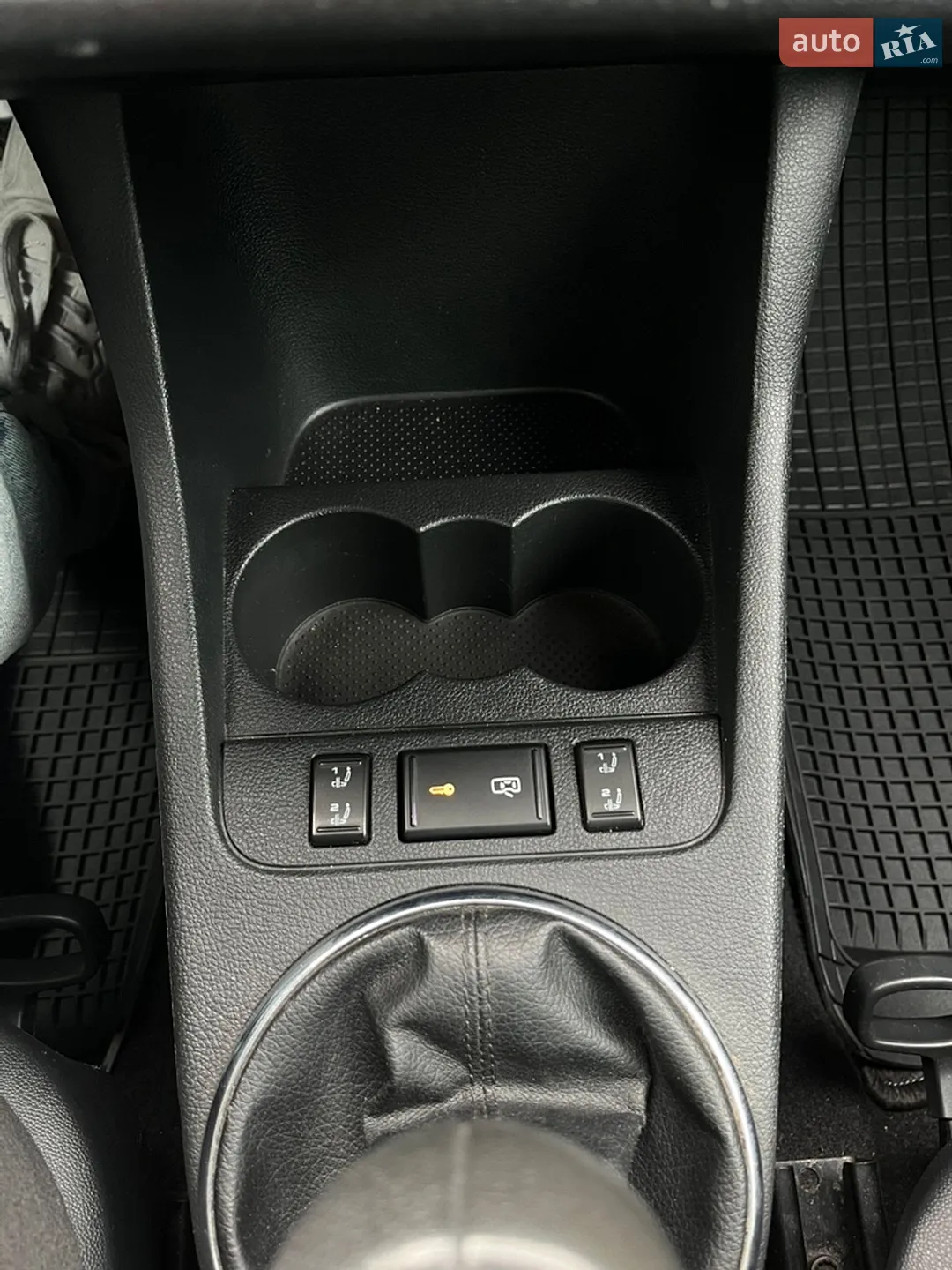 2010 Skoda Roomster - мініатюра 12