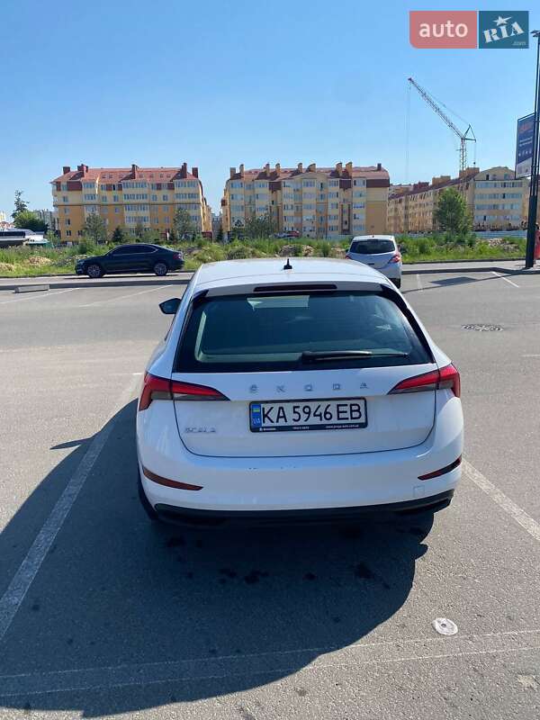 Хетчбек Skoda Scala 2021 в Києві