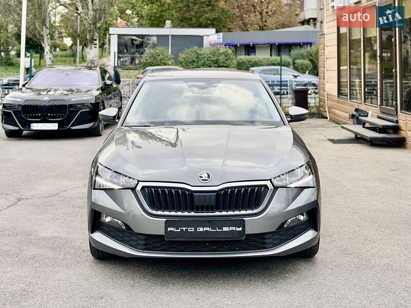 Хэтчбек Skoda Scala 2023 в Киеве