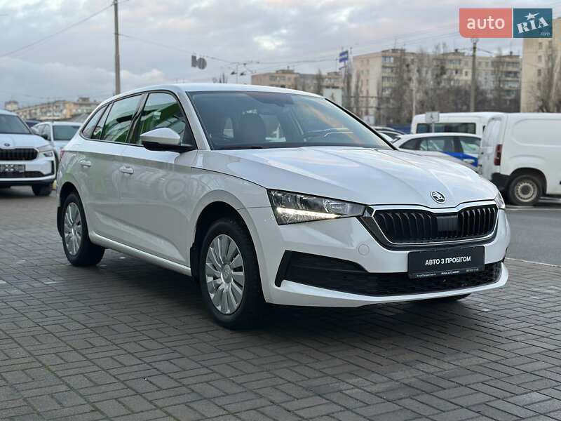 Хэтчбек Skoda Scala 2023 в Киеве