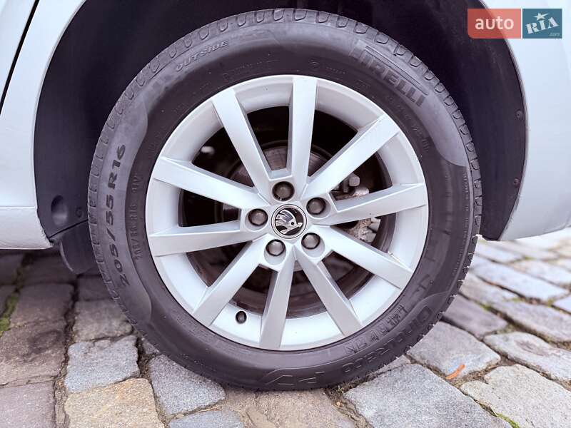 Хэтчбек Skoda Scala 2021 в Киеве