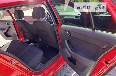 Хэтчбек Skoda Spaceback 2015 в 