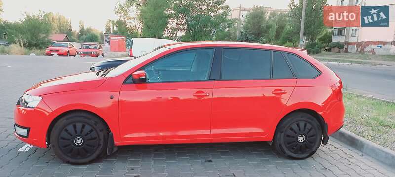 Хэтчбек Skoda Spaceback 2015 в Каменском