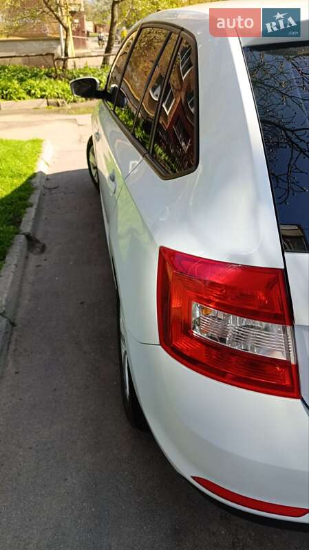 Хэтчбек Skoda Spaceback 2016 в Хмельницком
