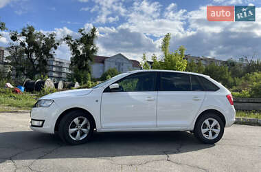 Хэтчбек Skoda Spaceback 2014 в 
