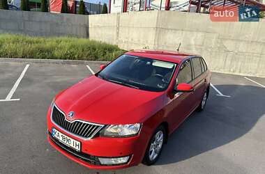 Хэтчбек Skoda Spaceback 2016 в 