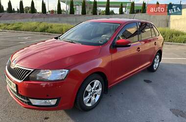 Хэтчбек Skoda Spaceback 2016 в 
