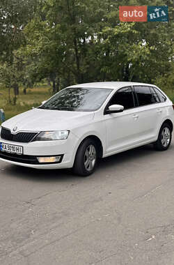 Хэтчбек Skoda Spaceback 2017 в 