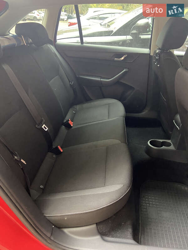 Хэтчбек Skoda Spaceback 2015 в Одессе