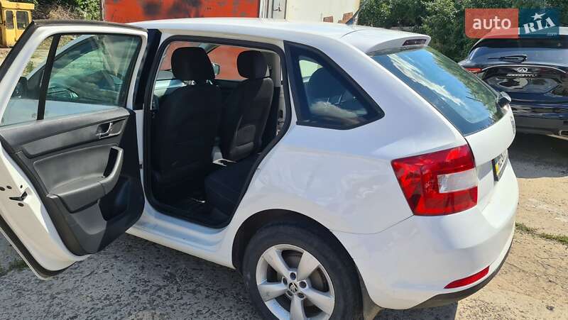 Хэтчбек Skoda Spaceback 2014 в Кривом Роге