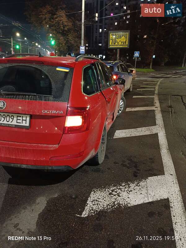 Хэтчбек Skoda Spaceback 2016 в Луцке