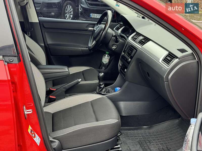 Хетчбек Skoda Spaceback 2016 в Вінниці