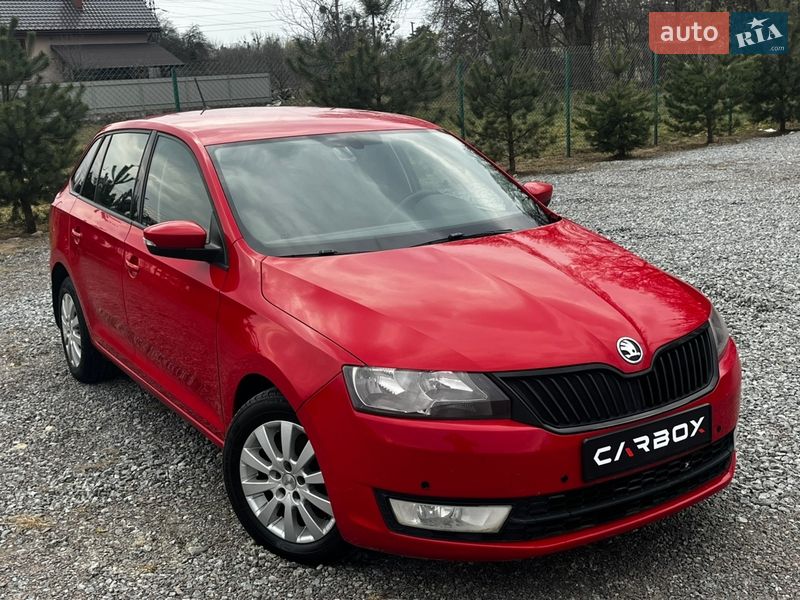 Хэтчбек Skoda Spaceback 2015 в Львове