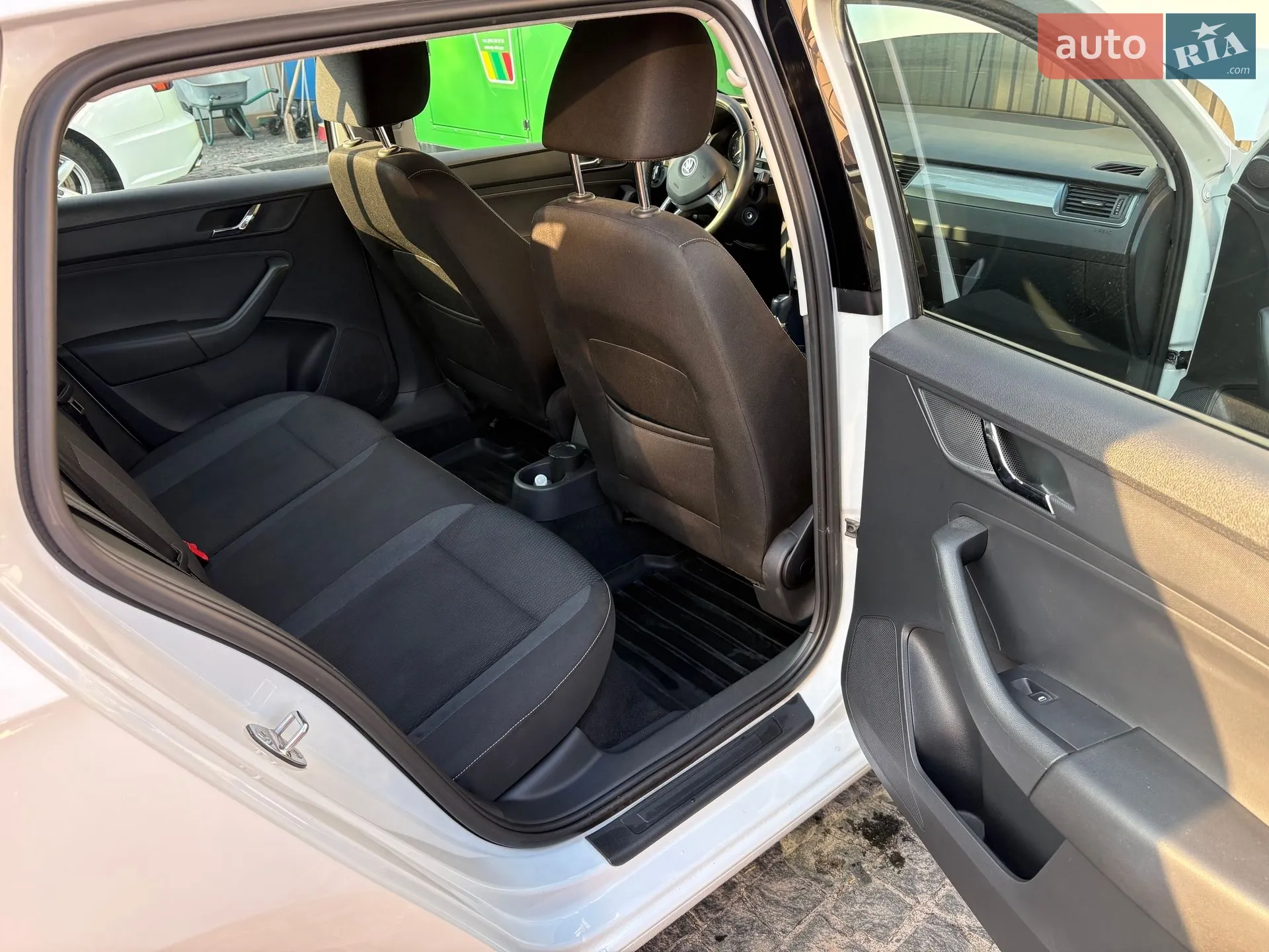 2014 Skoda Rapid - мініатюра 15