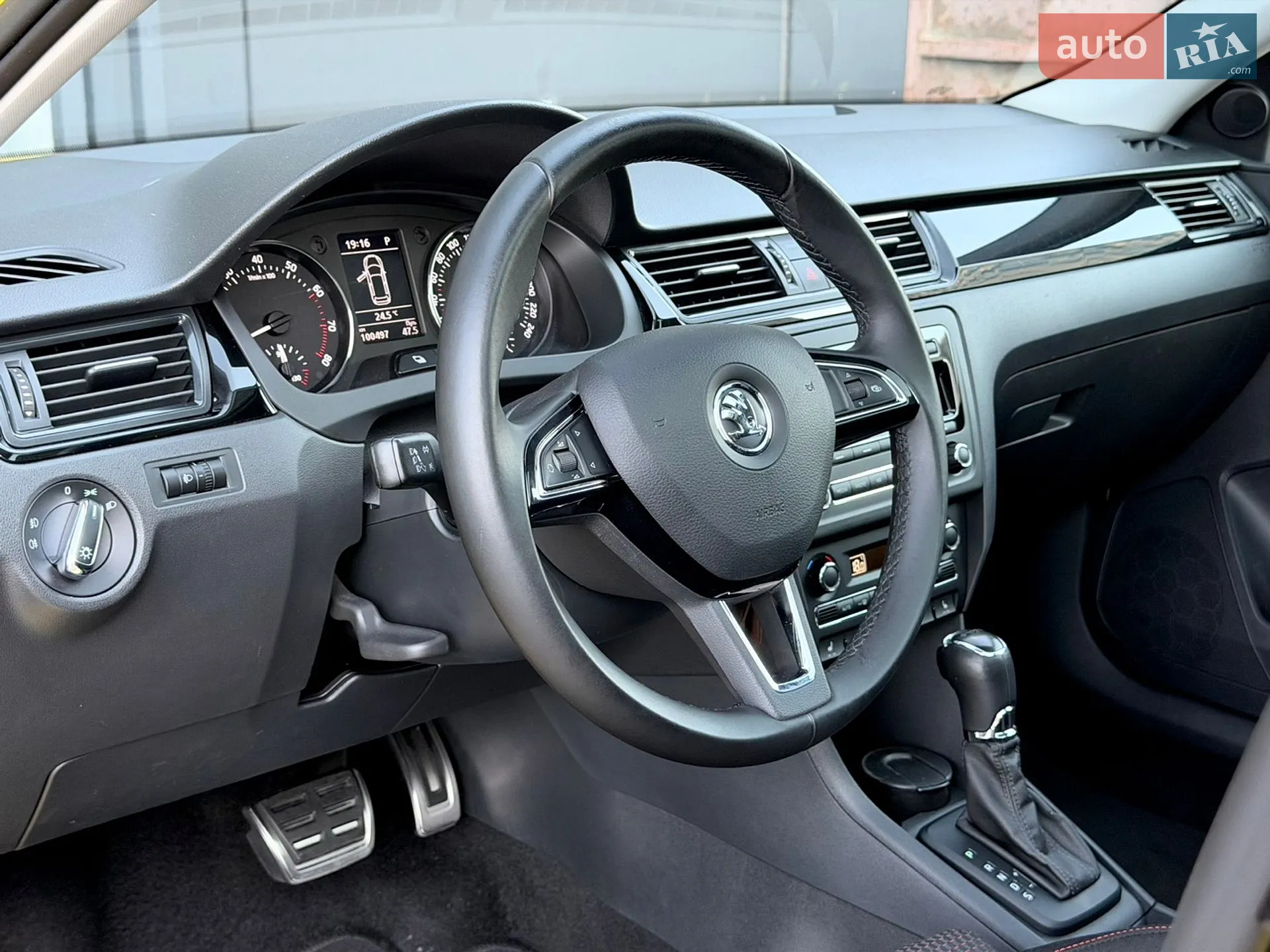 2015 Skoda Rapid - мініатюра 2