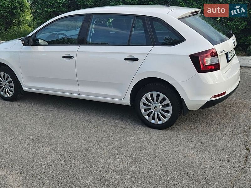 Хэтчбек Skoda Spaceback 2017 в Киеве