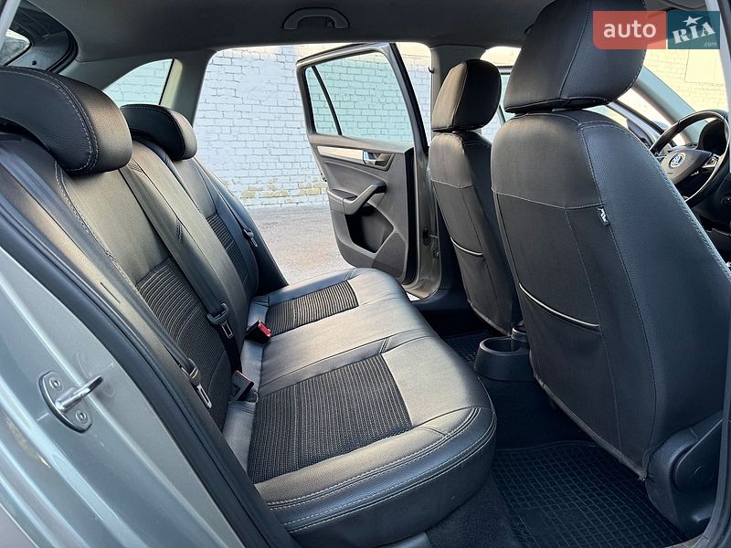 Хэтчбек Skoda Spaceback 2018 в Днепре